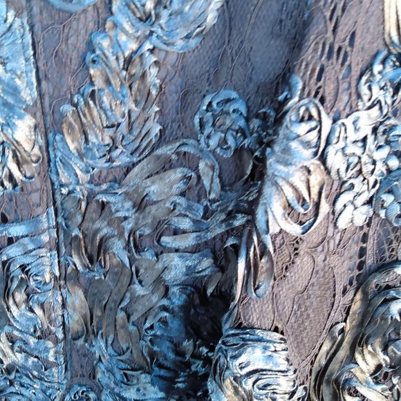 🌟SLNY || Sweetheart Neck Soutache Lace Gown - Picture 16 of 16